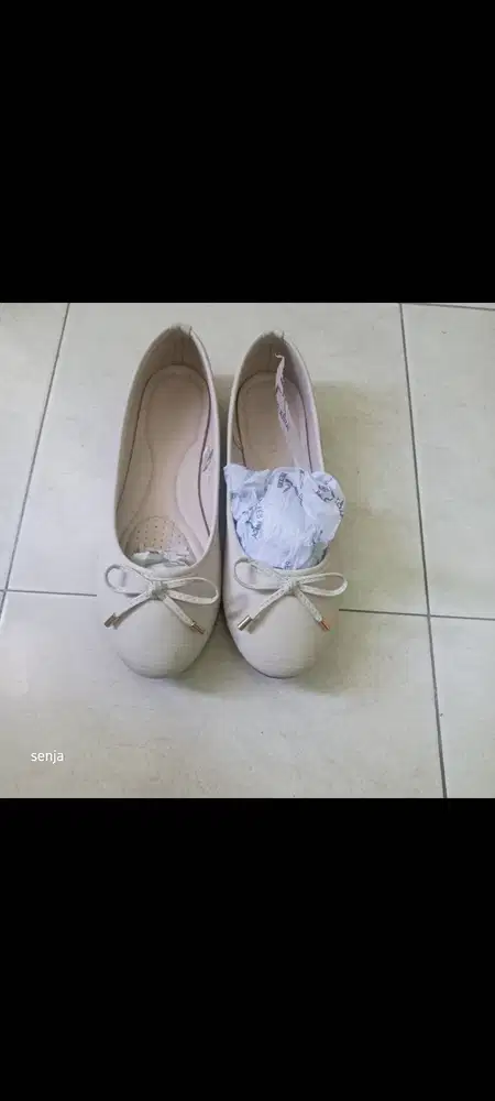 Sepatu flat shoes cewek