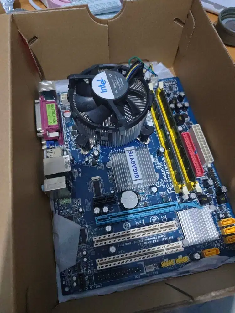 Paket Murah Intel Xeon E5450 3Ghz + Motherboard + RAM