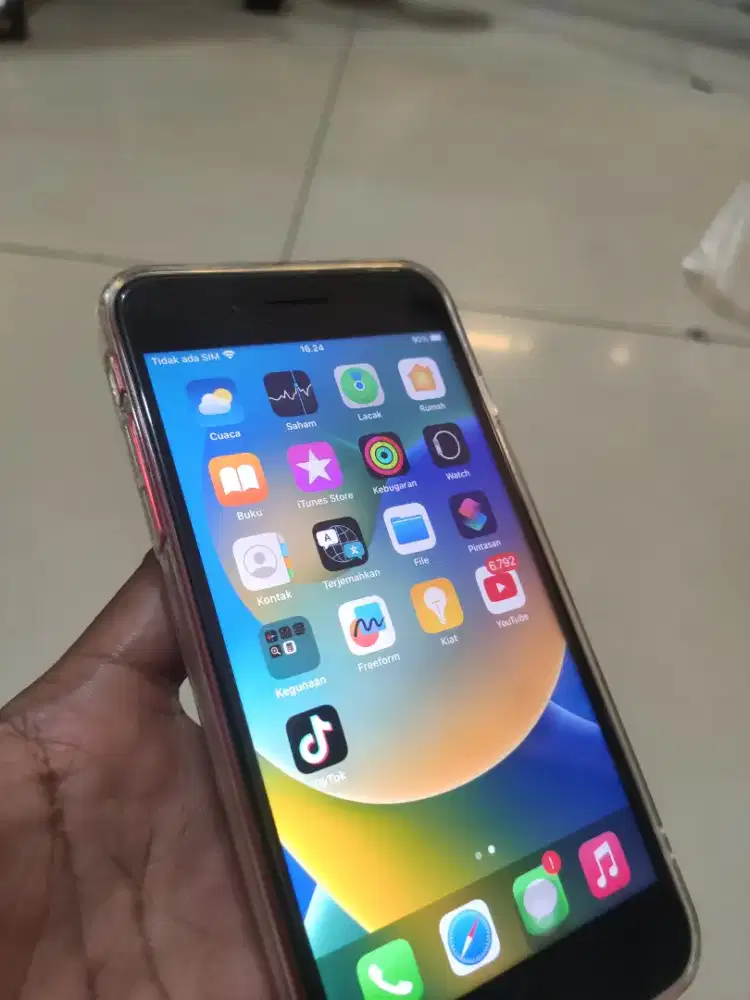 Iphone 8 plus 64 Mulus Murah