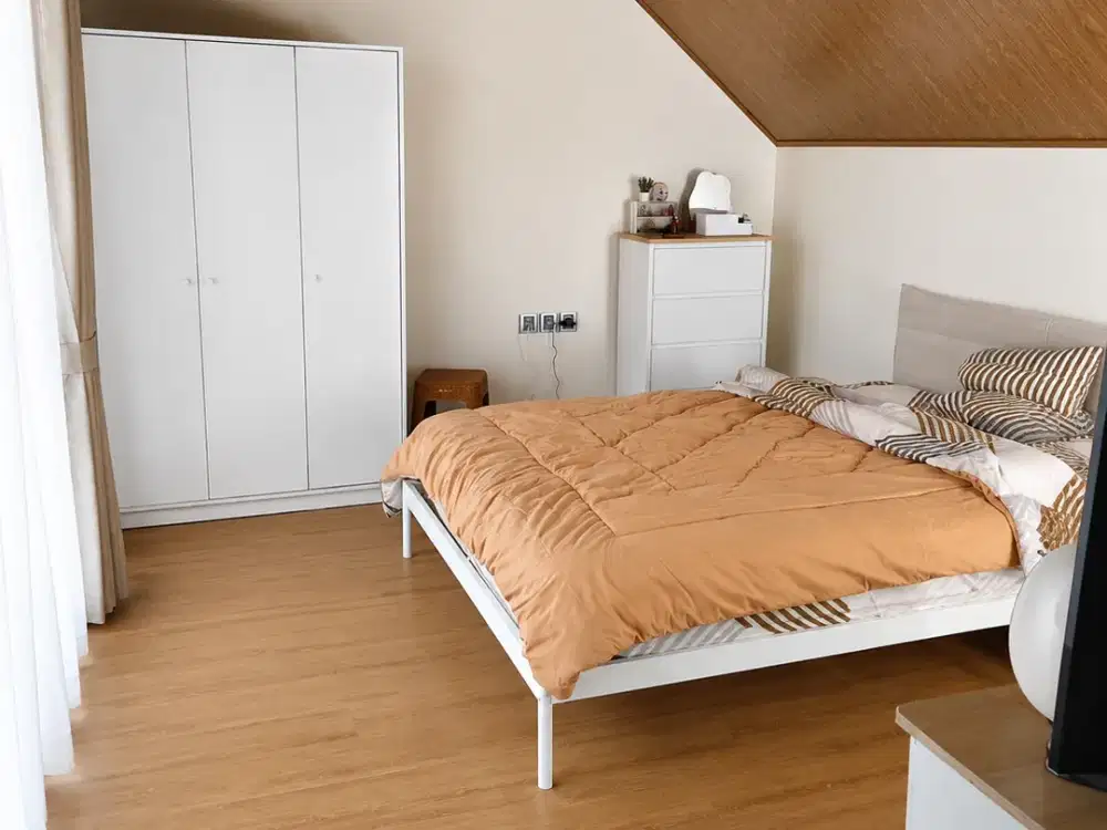 Rumah dengan Attic Room Cluster Strozzi Summarecon Gading Serpong, Tangerang