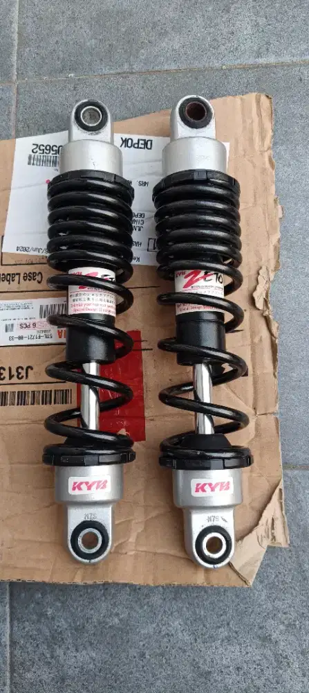 jual shockbreaker kyb zeto original (hitam)