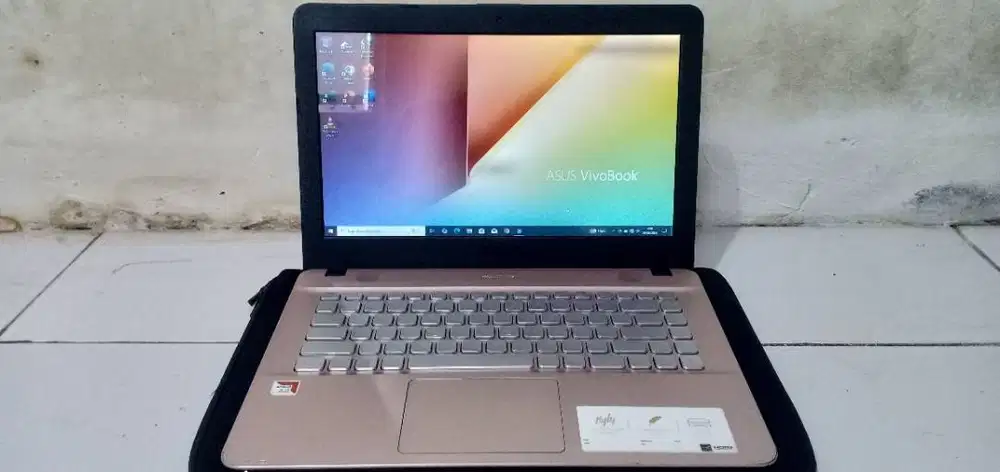 Laptop ASUS X441B, AMD A4 Gen 7, RAM 8GB DDR4 HDD 500GB, MULUS FULLSET