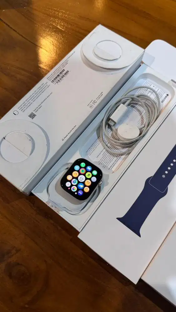 Iwatch/Apple watch series 10 46Mm Silver mulus like new fullset ori