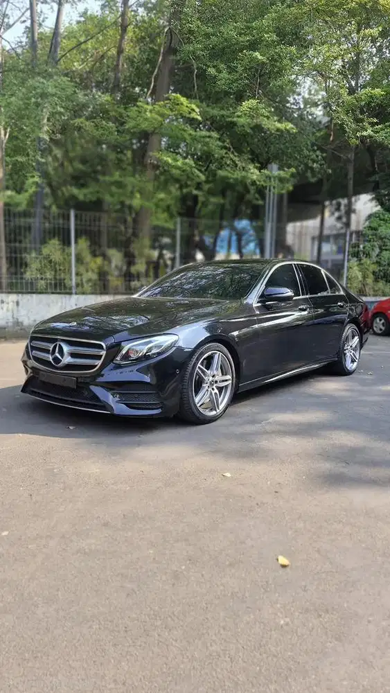 Mercedez E350 AMG th2019