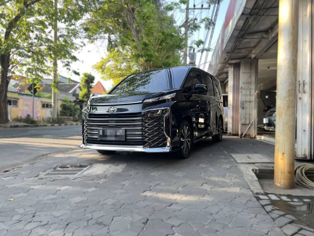 Toyota Voxy 2.0 AT Matic 2022