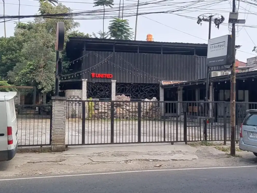 DISEWAKAN TANAH & BANGUNAN STRATEGIS BEKAS CAFE N RESTO di Jakarta Selatan