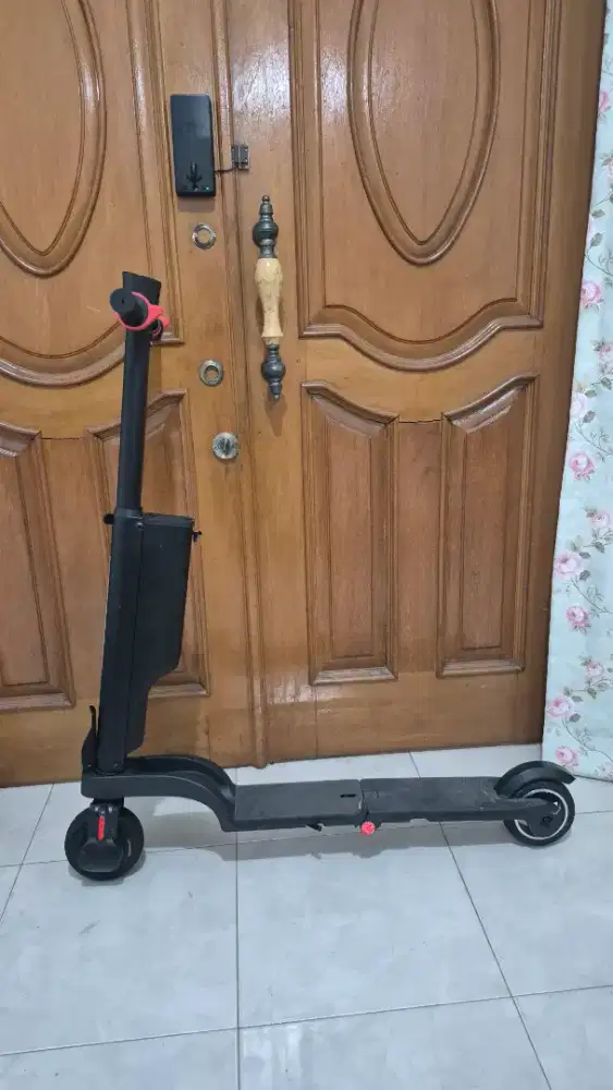 HX X6 Skuter Listrik Lipat dalam tas seken