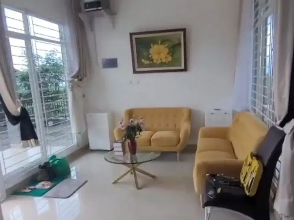 DIJUAL VILLA VIMALA HILLS PUNCAK   Villa Yellow