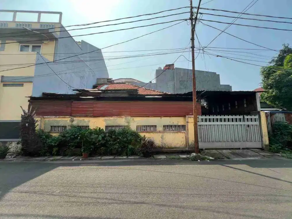 Dijual Rumah Tua Hitung Tanah Jl. Palem Selatan Duri Kepa