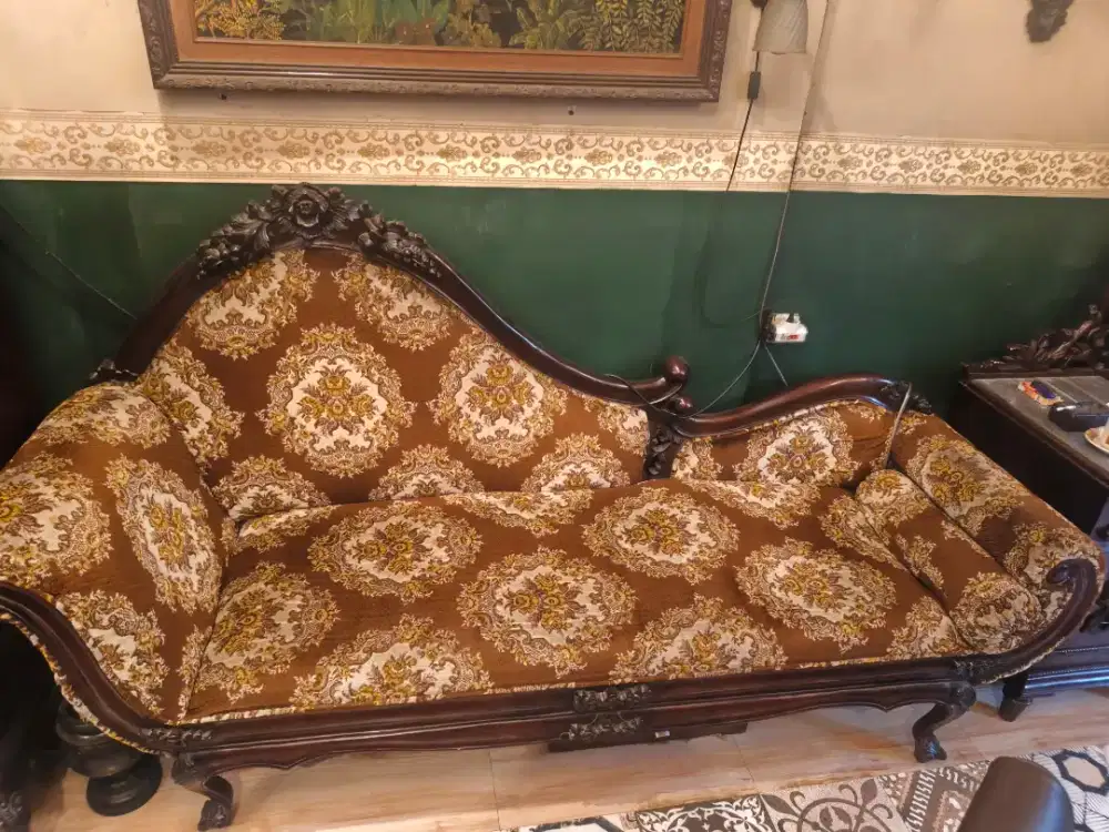 KURSI SOFA JATI