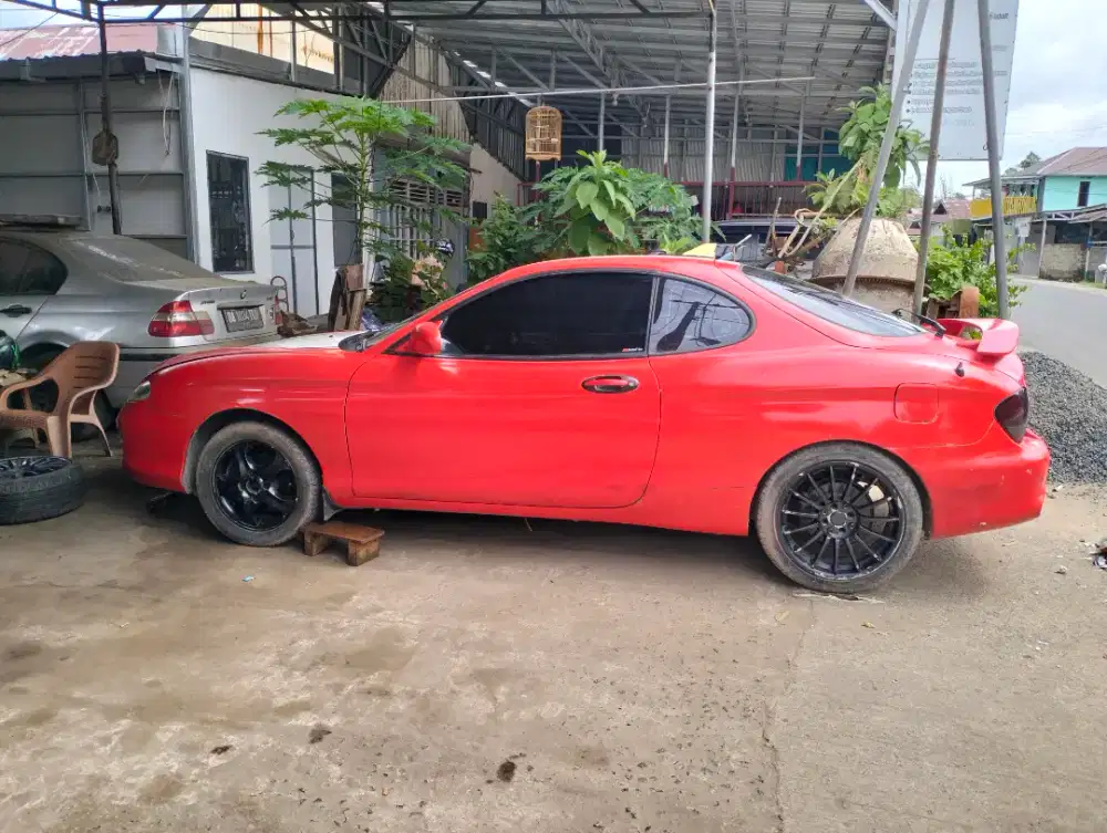 Hyundai coupe Ferrari