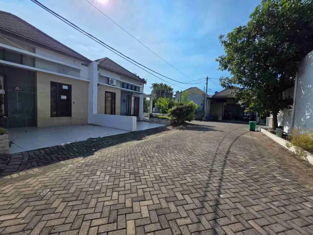 RUMAH FULL RENOVASI DI PERUMAHAN GRAND ROYAL REGENCY KEC. WAGE WARU SIDOARJO