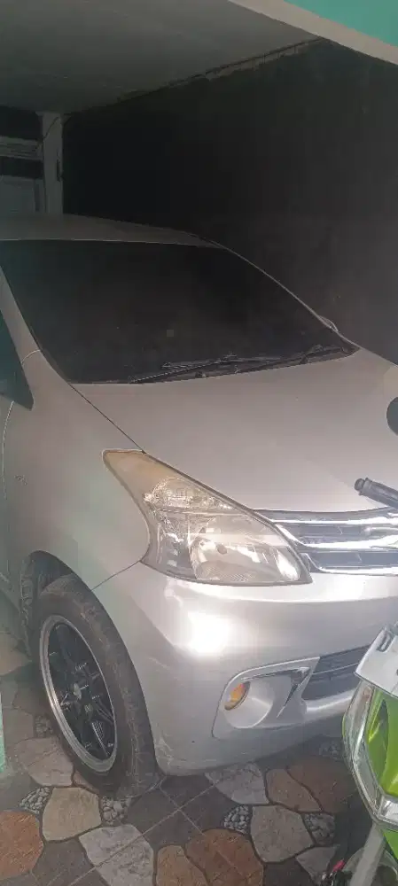 Rental mobil anter luar dalam kota