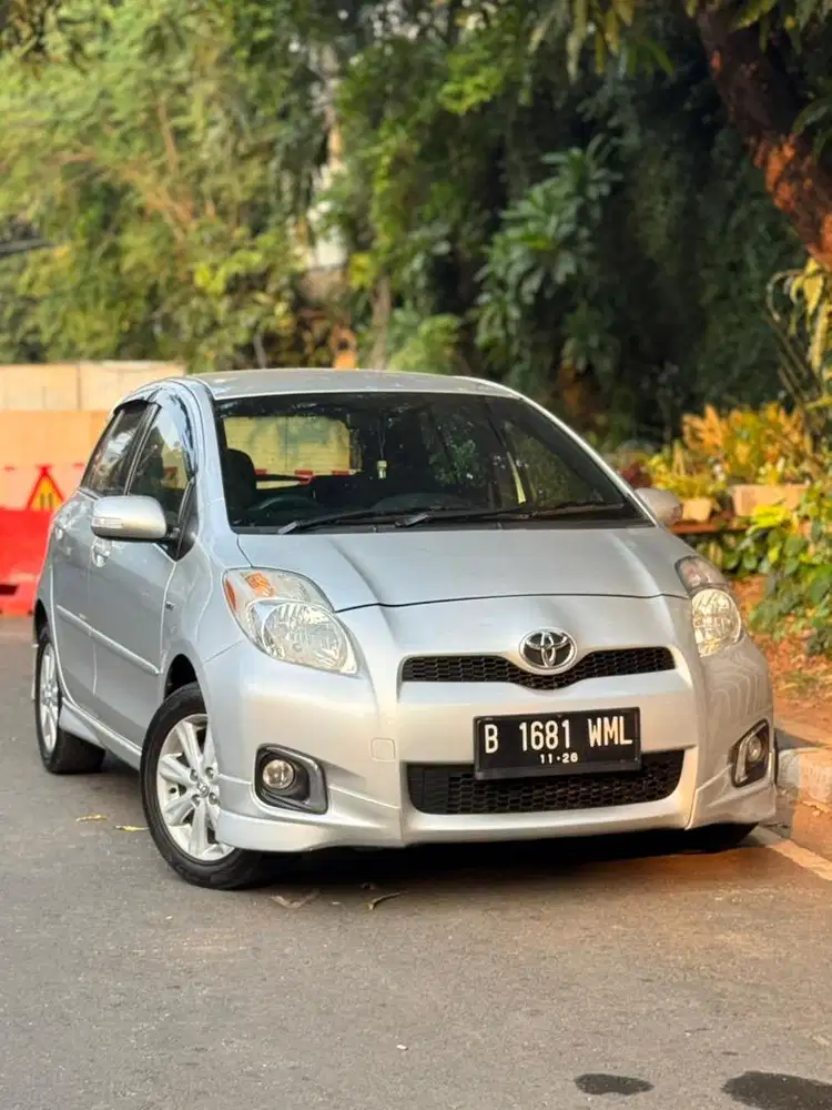 Toyota Yaris 1.5 S AT 2012