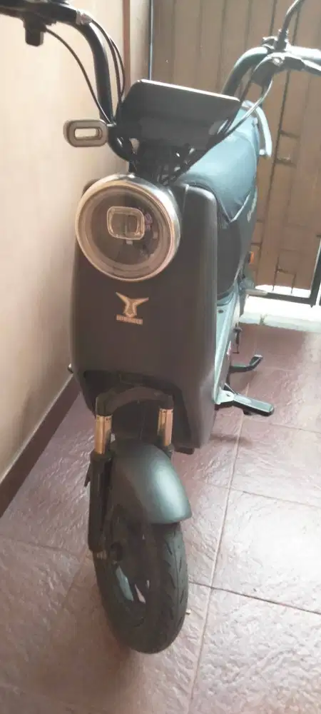 Jual uwinfly D8