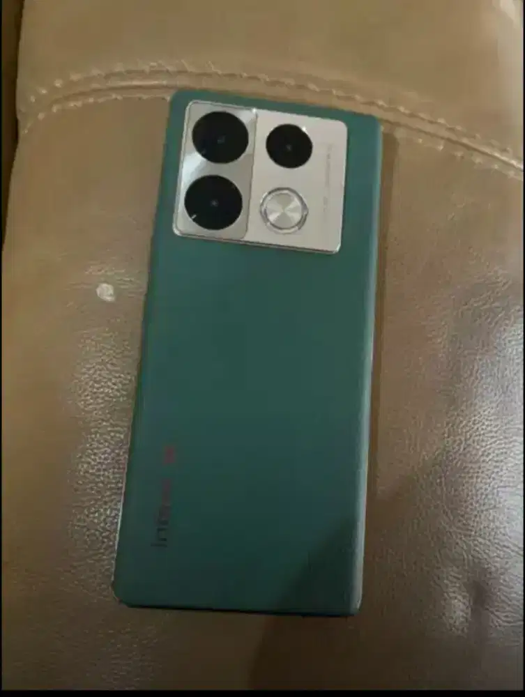 Saya mau jual HP infinix note 40 pro 5g