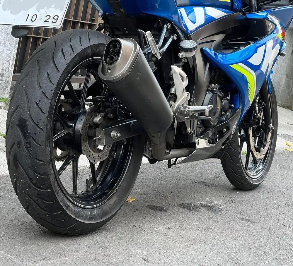 low KM mulus no minus biru 2019 gsx 150 gsxr150