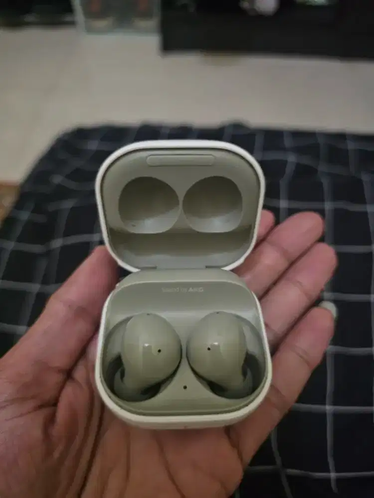Samsung Galaxy buds 2