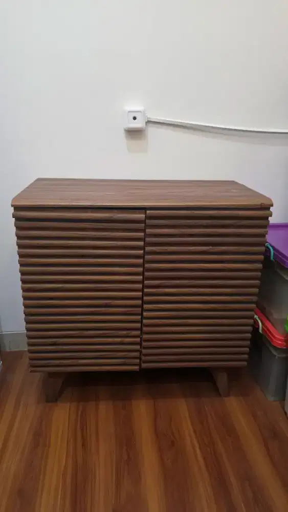 Ka8binet Rendah / Credenza / Bufet Pendek
