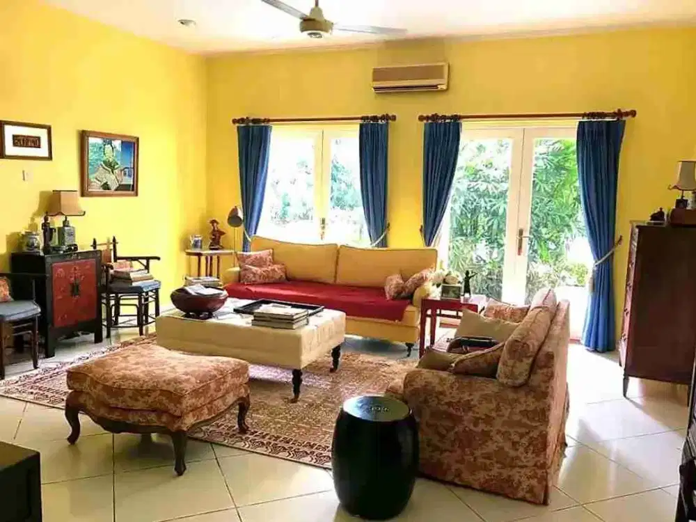 Rumah Terawat Masih Rapi dan Siap Huni