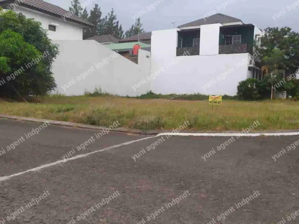 Tanah  jual hoek  dekat  sport club Legenda wisata