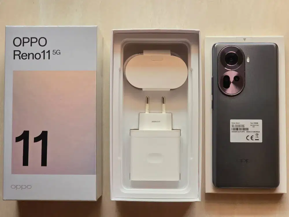 Oppo Reno 11 5G 8+8/256GB, FullOri & Fullset Mulus Like New 99%