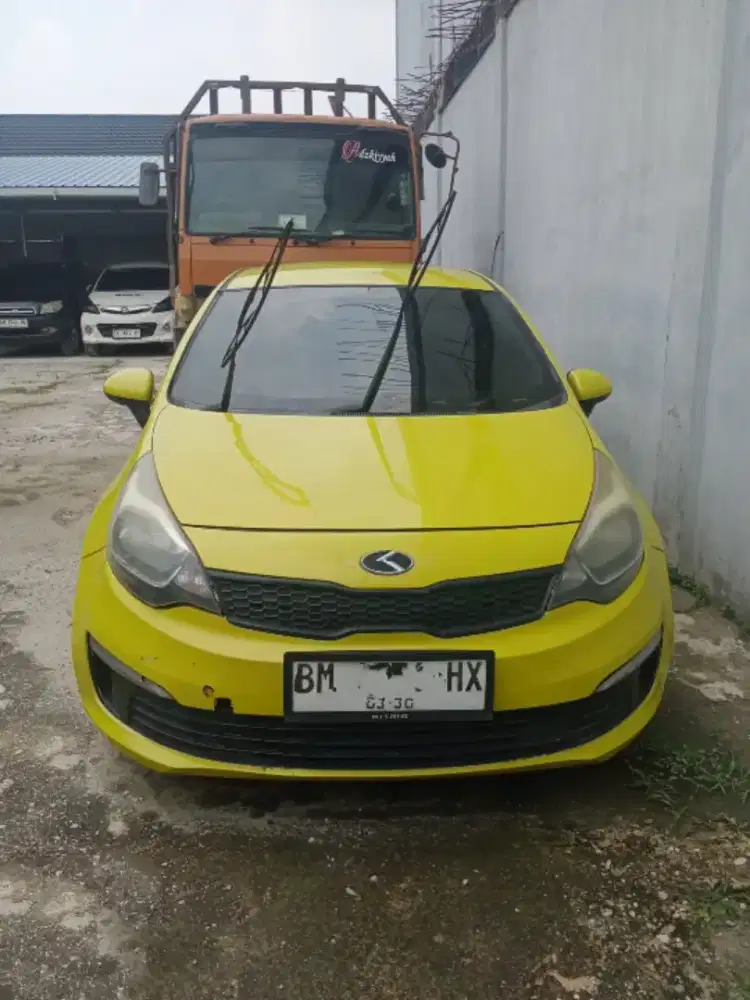 Kia Rio All New 1.4 Sedan Tahun 2015