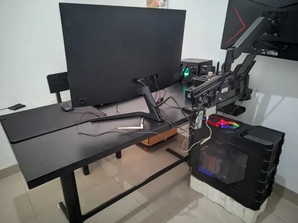 JUAL! KOMPUTER PC DESKTOP GAMING/VIDEO EDITING! CPU+MONITOR+MOUSE+KEY.