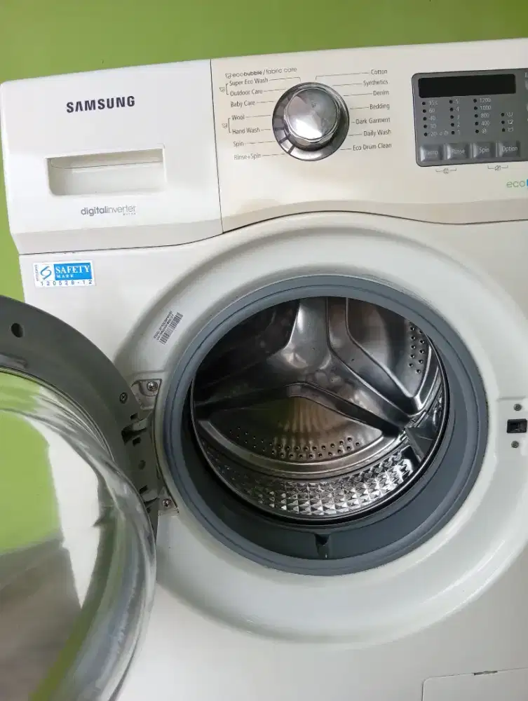 Di jual mesin cuci froant loading samsung 7 kg