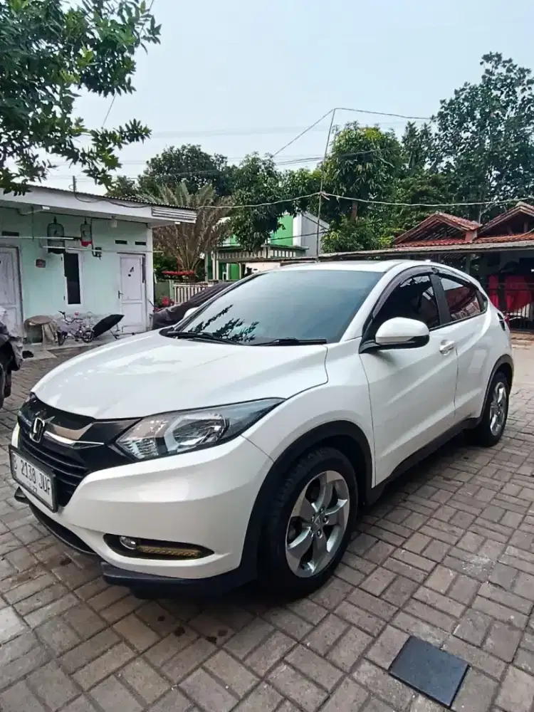Hrv 2017 putih mulus