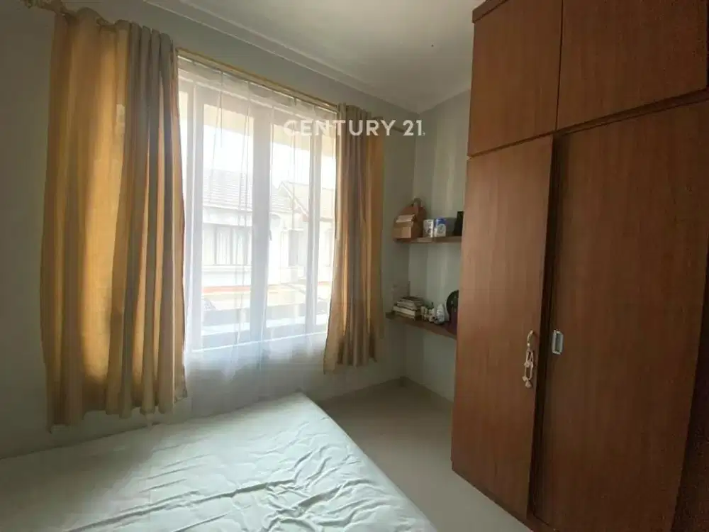 Rumah Sudah Full Renovasi Di Cluster Neo Oasis 5540