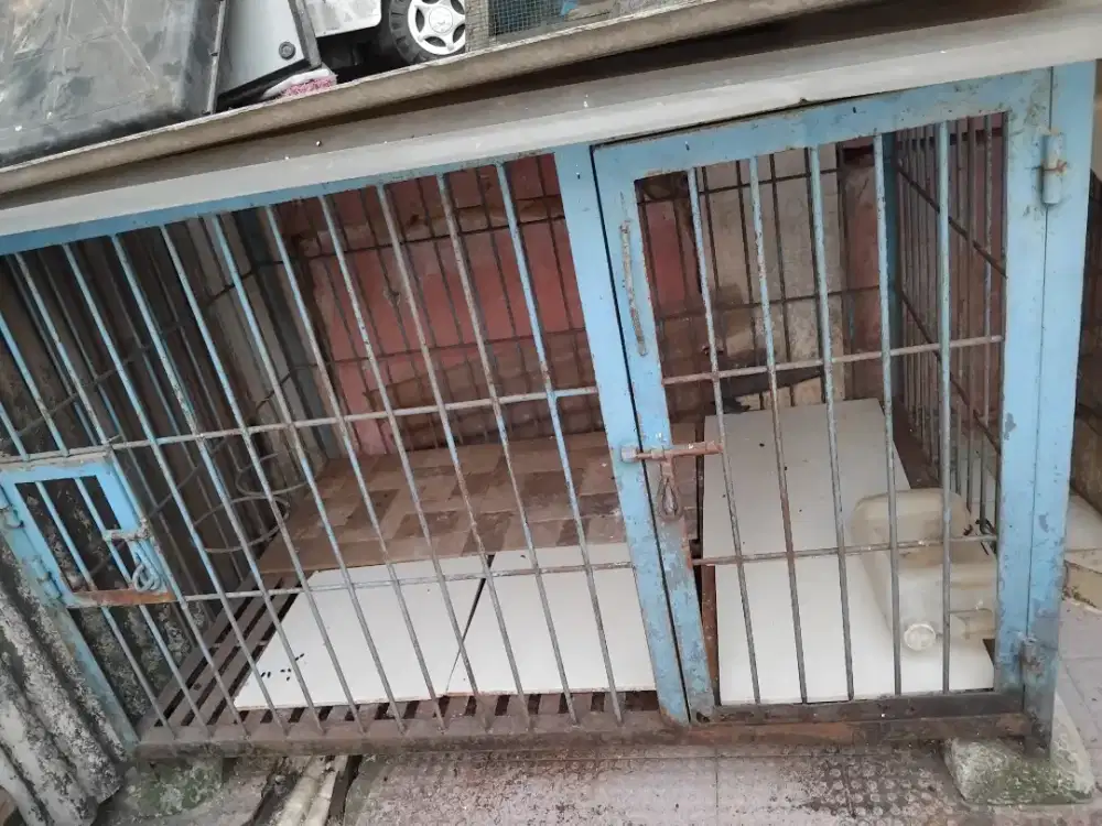 Kandang Besi ukuran besar