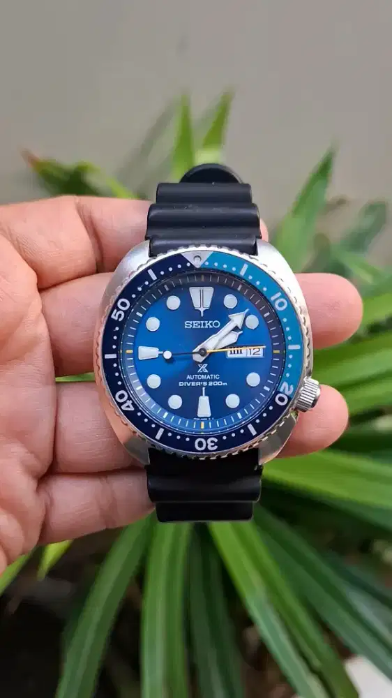 Seiko Prospex Blue Lagoon Limited Edition
Automatic Divers 200M