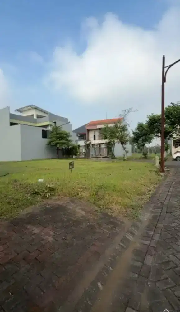 Tanah Pojok Luas 326 m² di Telaga golf Araya Dekat Kampus Binus