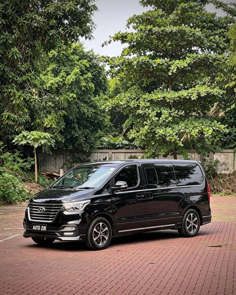 Hyundai H1 XG Royale CRDI Solar Diesel Hitam 2020 Tdp Murmer Ori Baru