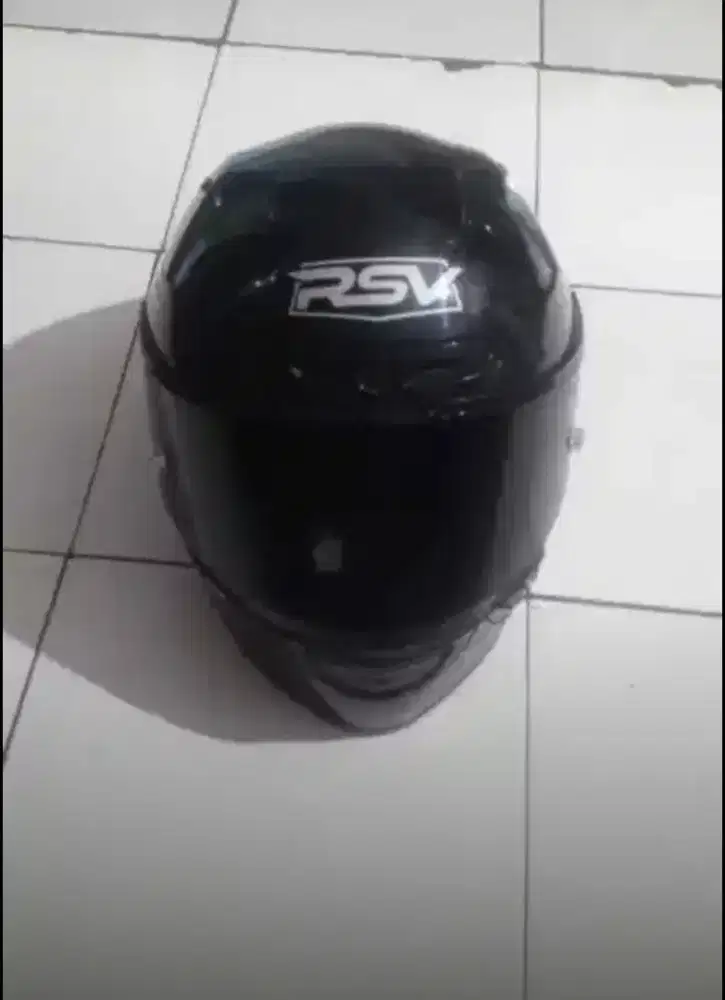 Helm Full Face RSV Hitam Visor Dark Bekas Masih Bagus