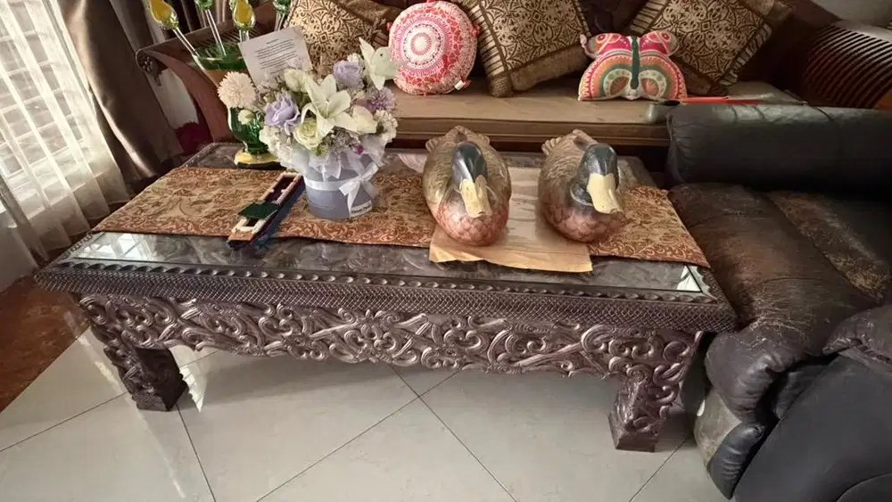 Furniture Kayu Ulin Kalimantan
