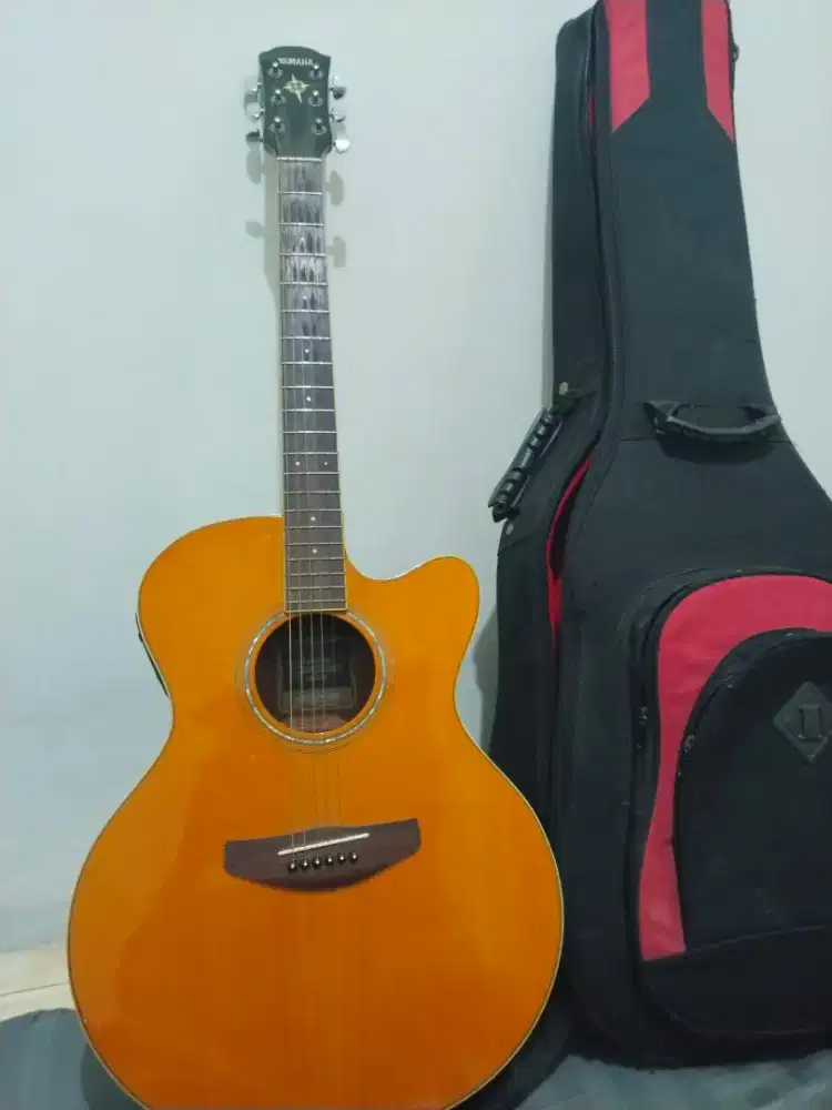 GITAR YAMAHA CPX600