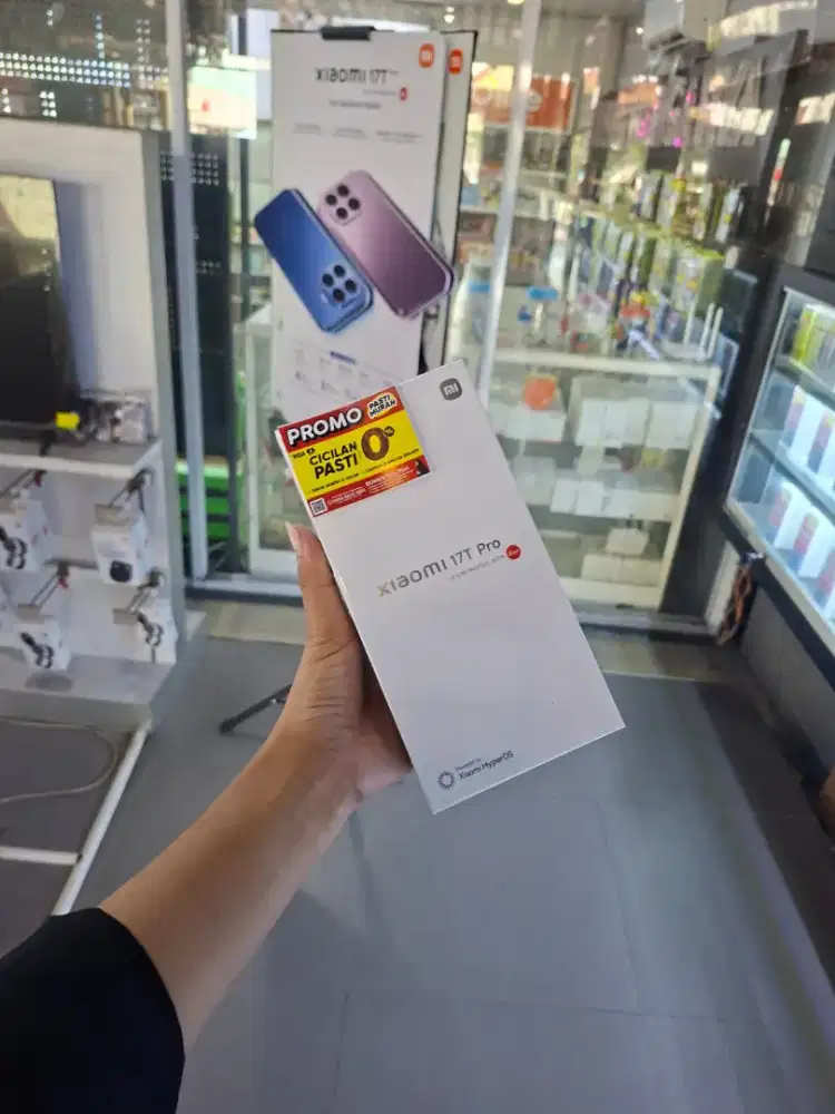 XIAOMI 17T 12/512GB.