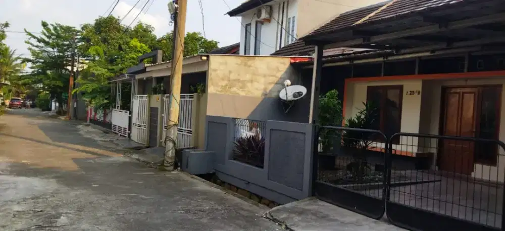 Disewakan, dikontrakkan Rumah Asri, Lingkungan Bersih,Tenang & Aman
