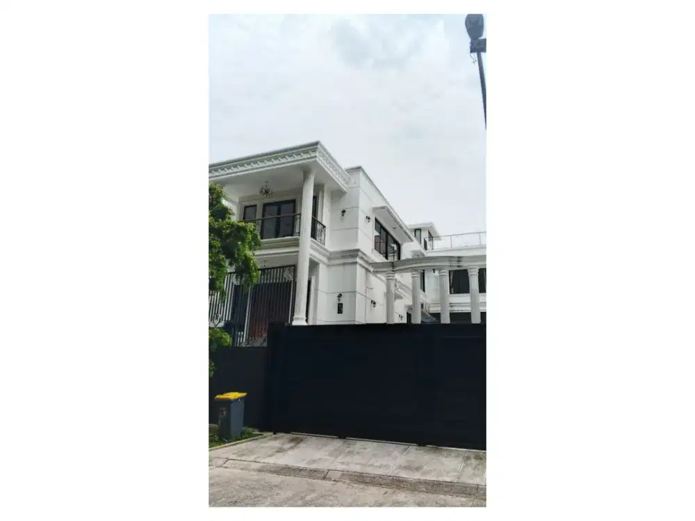 Rumah Mewah Sentul City Fully Furnished SHM 5 Kamar Harga 5,5 M