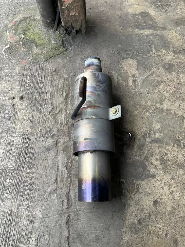 Kenalpot HKS Muffler