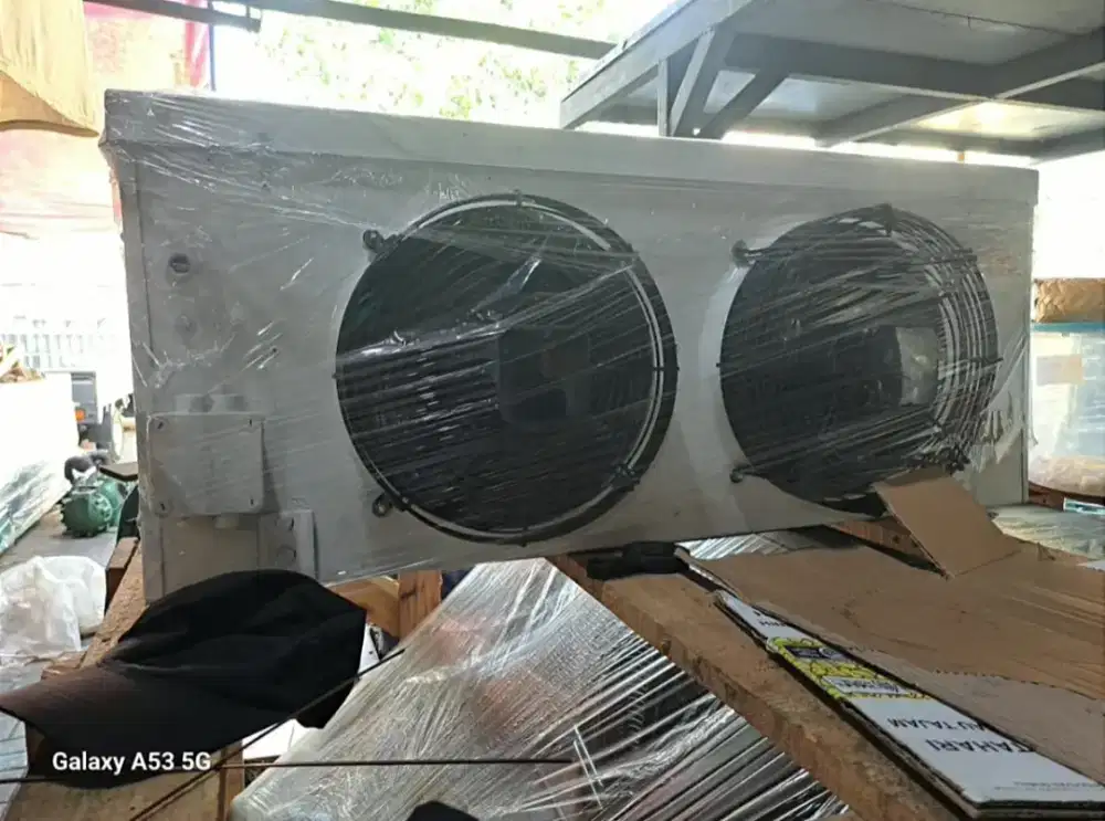 Kompresor dan codensor untuk COOL STORAGE