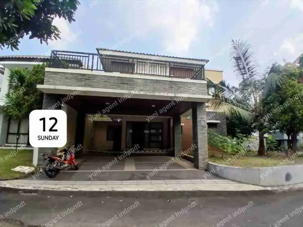 Rumah hoek Bagus  luas di legenda wisata cibubur