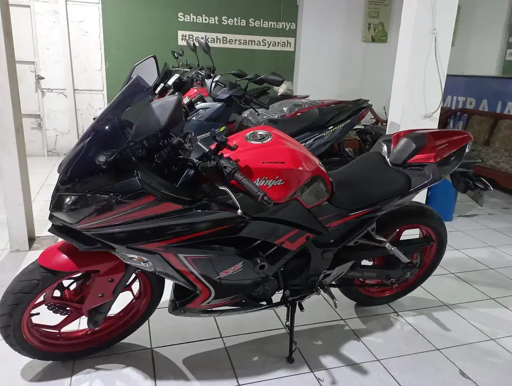 Kawasaki Ninja 250 FI SE Tahun 2015