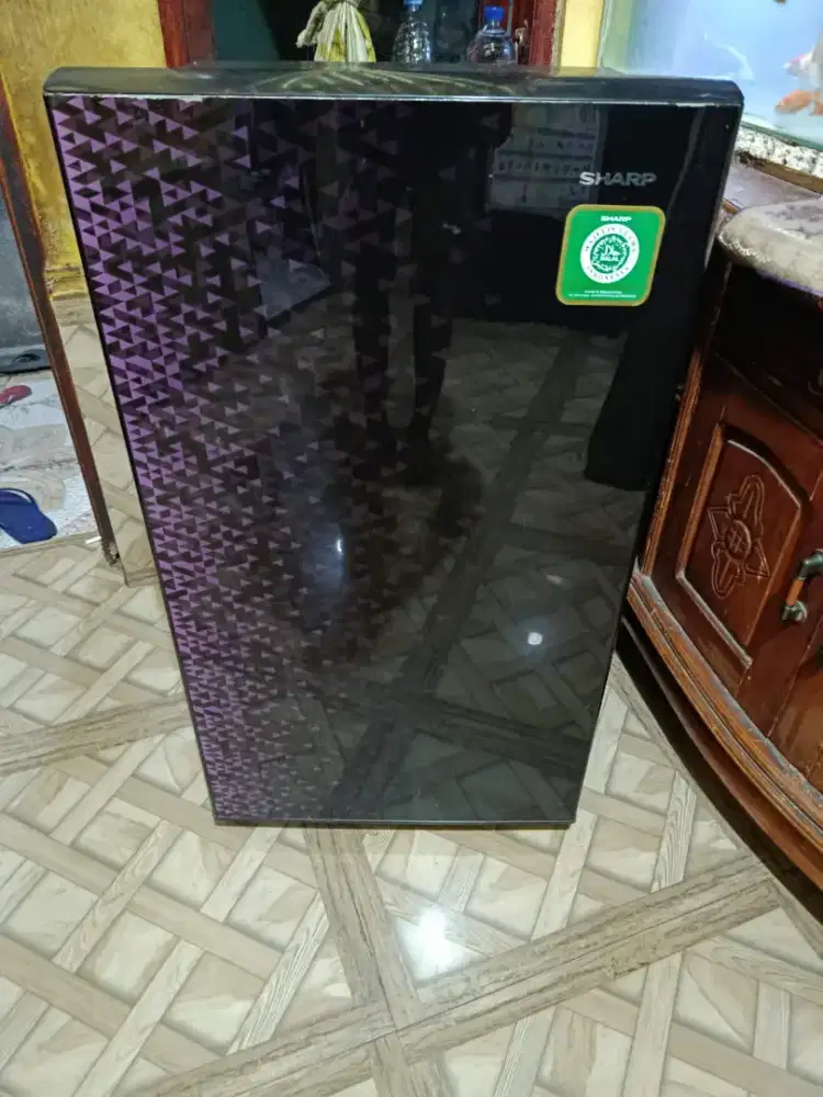 Kulkas 1 pintu merek Sharp