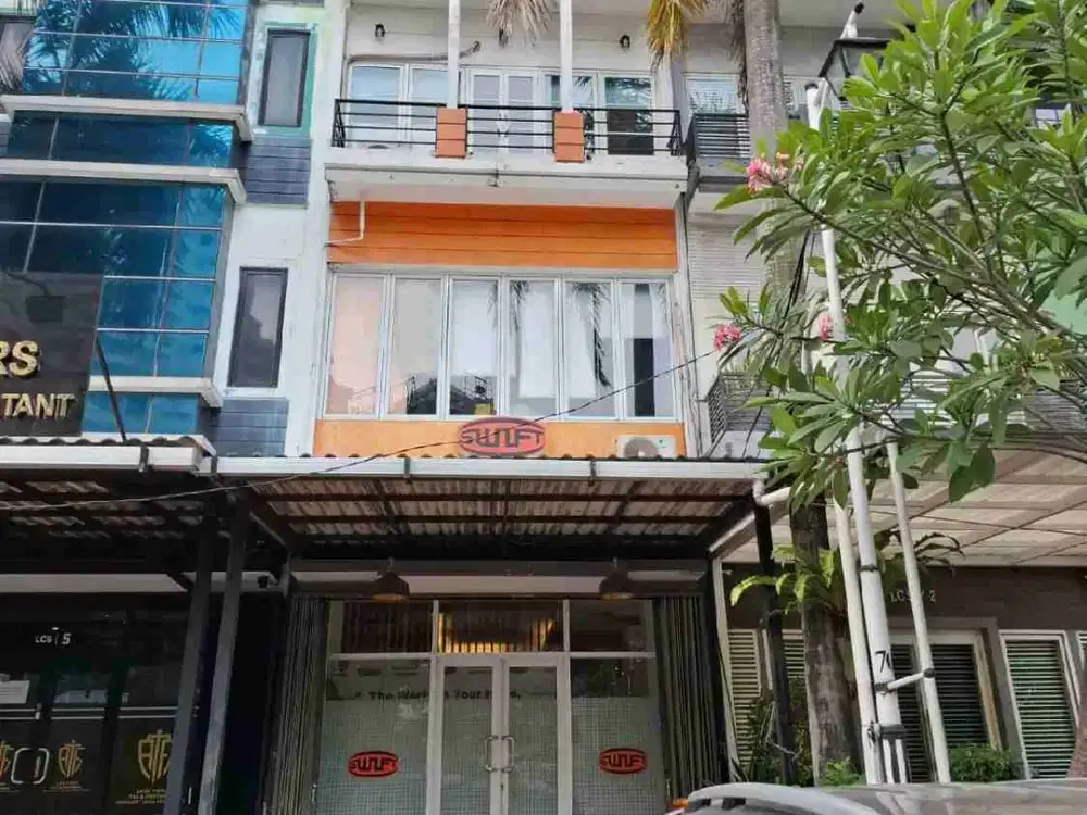 ruko siap pakai di komplek gading batavia jakarta utara