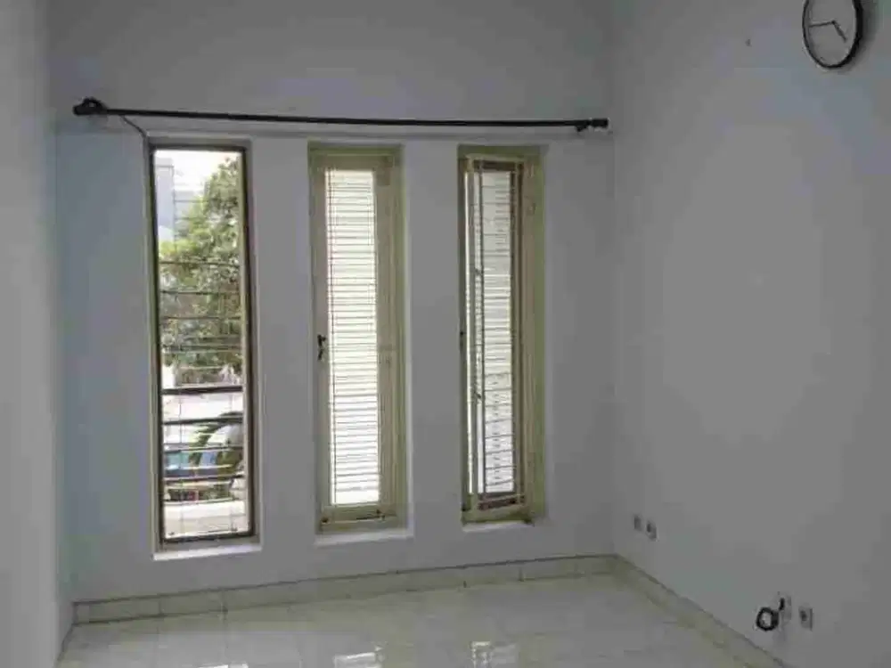 Disewakan Rumah Muara Karang uk 6x15m Furnished