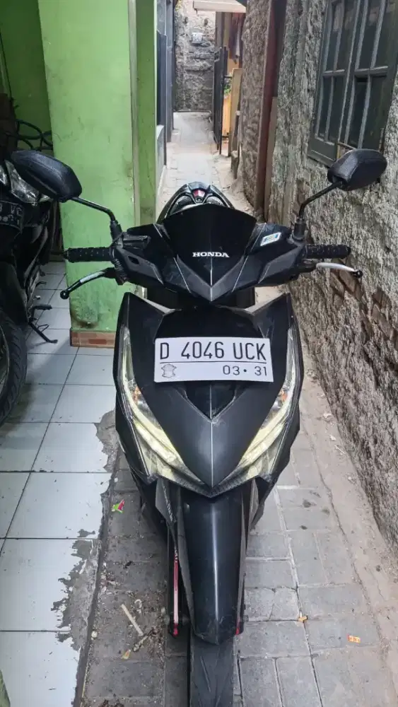 Punya Vario 125 LED old pengen di jual yang serius serius aja