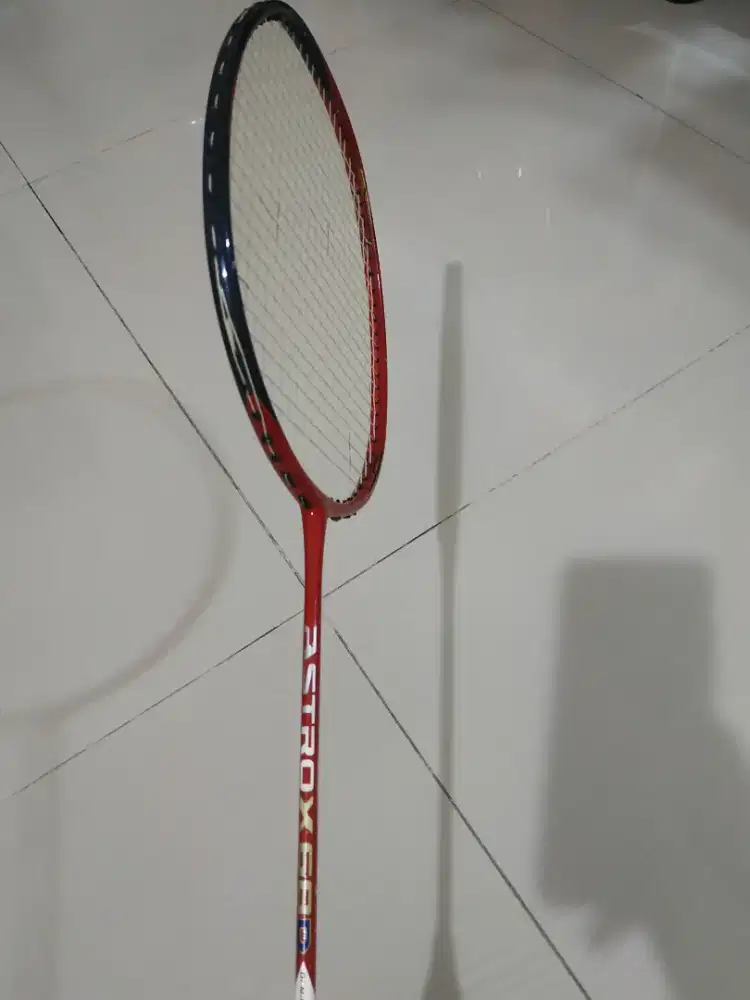 jual raket  yonex astrox 68D Dominate